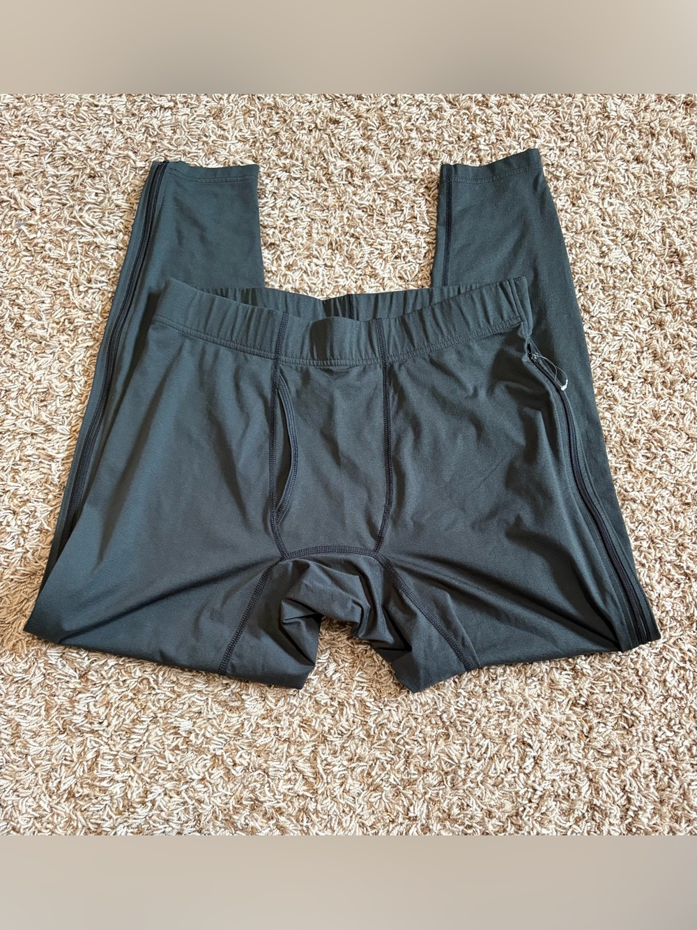 KUIU Peloton 118 Zip-Off Bottoms base layer mens size medium NWOT